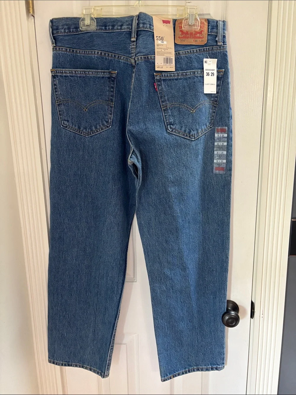 Levi's 550 Men's Straight-Leg Dark Blue Denim Jeans